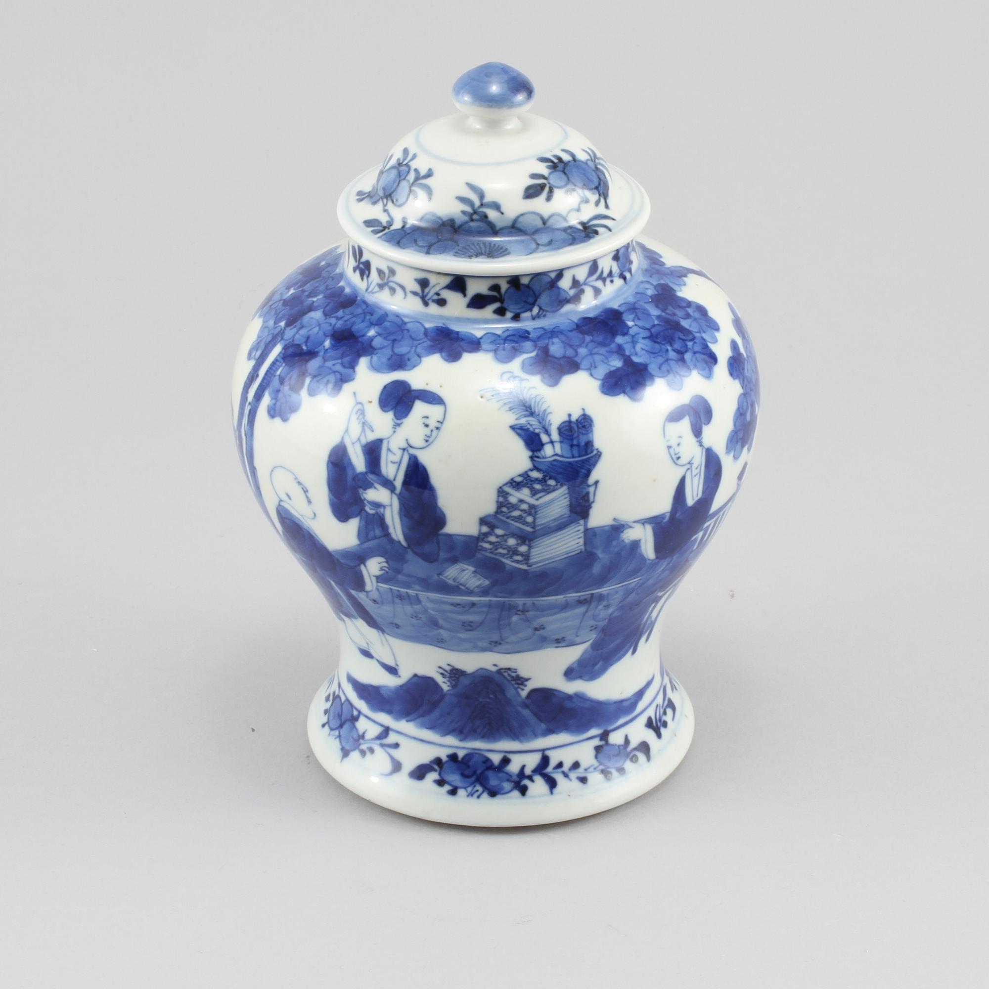 LOCKURNA, porslin, Kina, 1800/1900-tal.