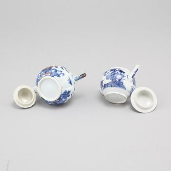 Two late 18th century porcelian chinese teapot.