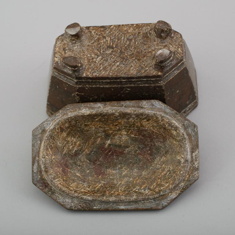 SKRIN, täljsten, 1700-/1800-tal.