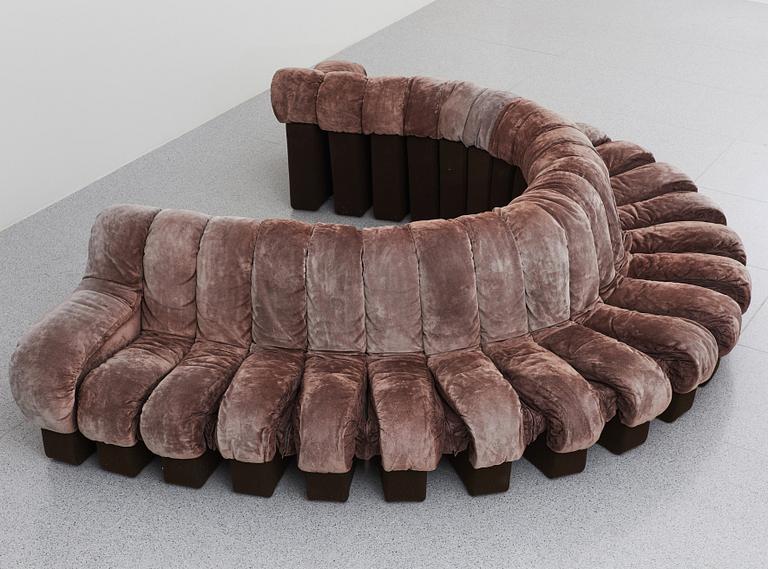 Ueli Berger, Eleanora Peduzzi-Riva och Heinz Ulrich, a "DS-600" "Non-Stop" sofa for De Sede, Switzerland, 1970's.