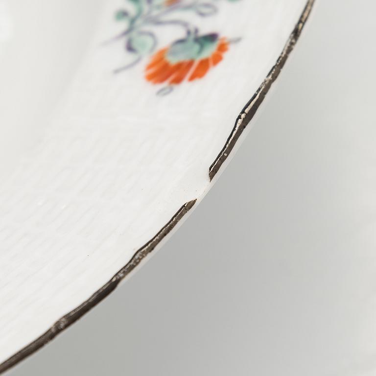 Two porcelain plates, by the Imperial Porcelain Factory in Saint Petersburg, period of Katarina I 1762-1796.