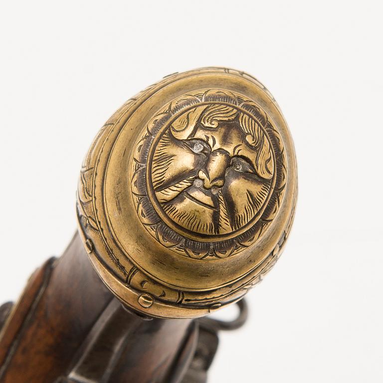 Pair of Spanish miquelet flintlock pocket pistols, second half of 18th Century.