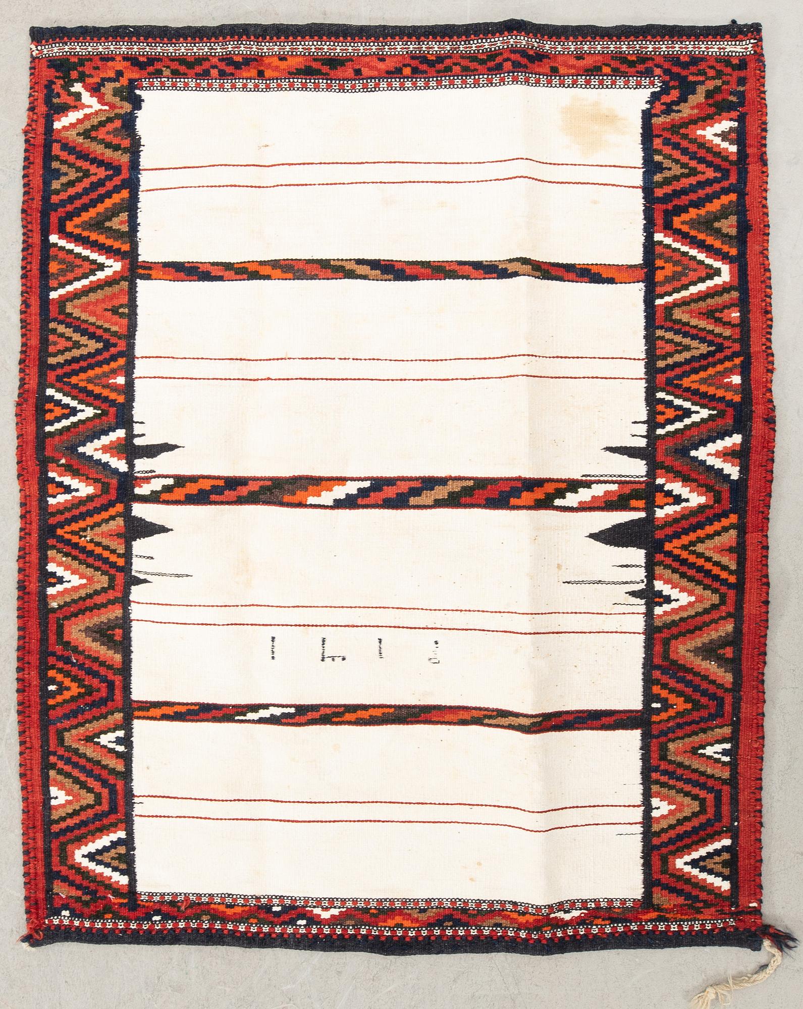 Matta Bachtiari sofreh semiantik ca 117x90 cm.