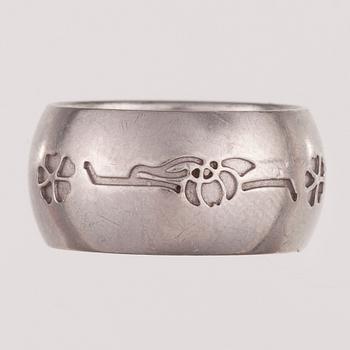 RING, sterlingsilver, Bulgari, 125-jubileumsring "Save the children", 2009. Vikt 9,3 g.