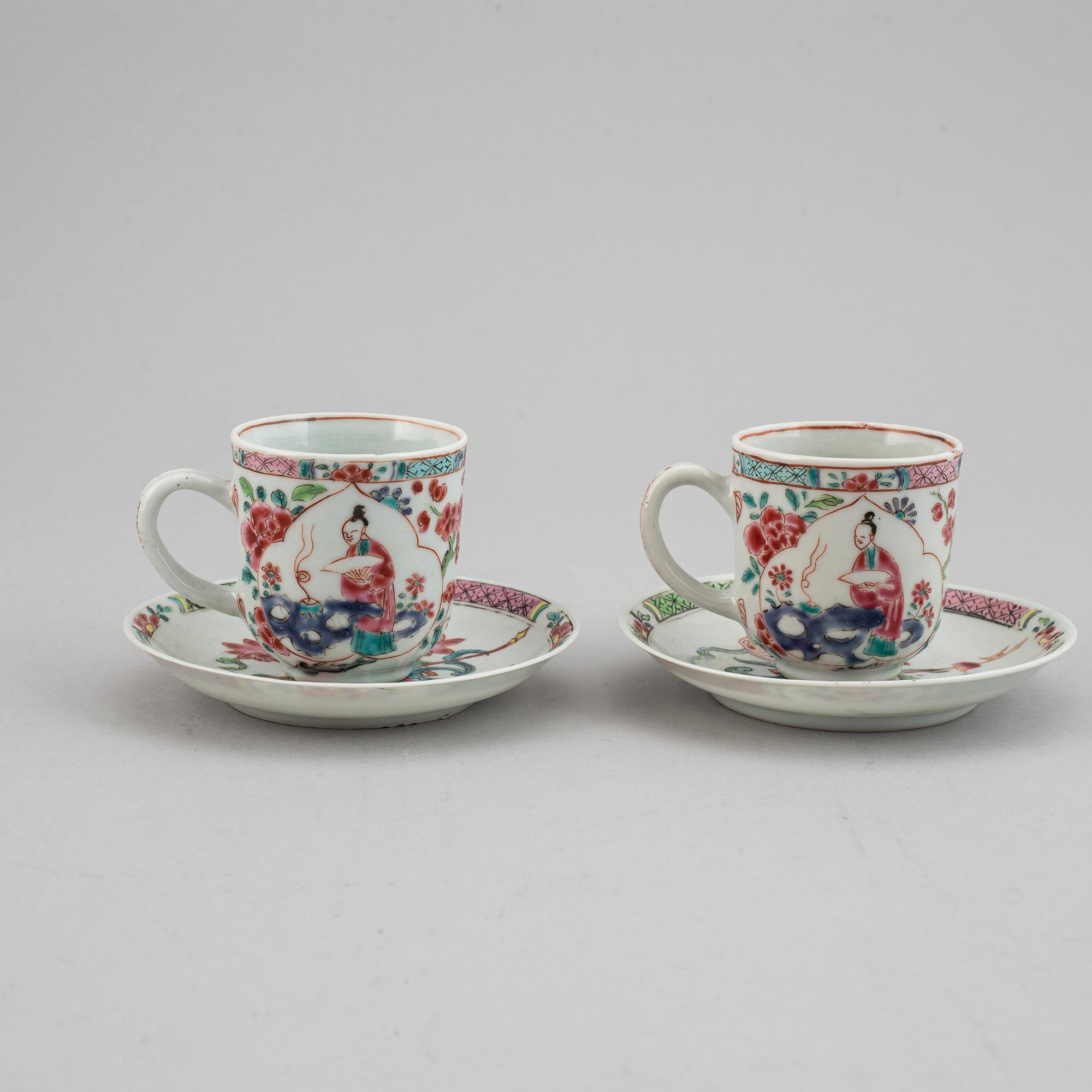 A pair of famille rose cups with dishes, Qing dynasty, Yongzheng (1723-35).