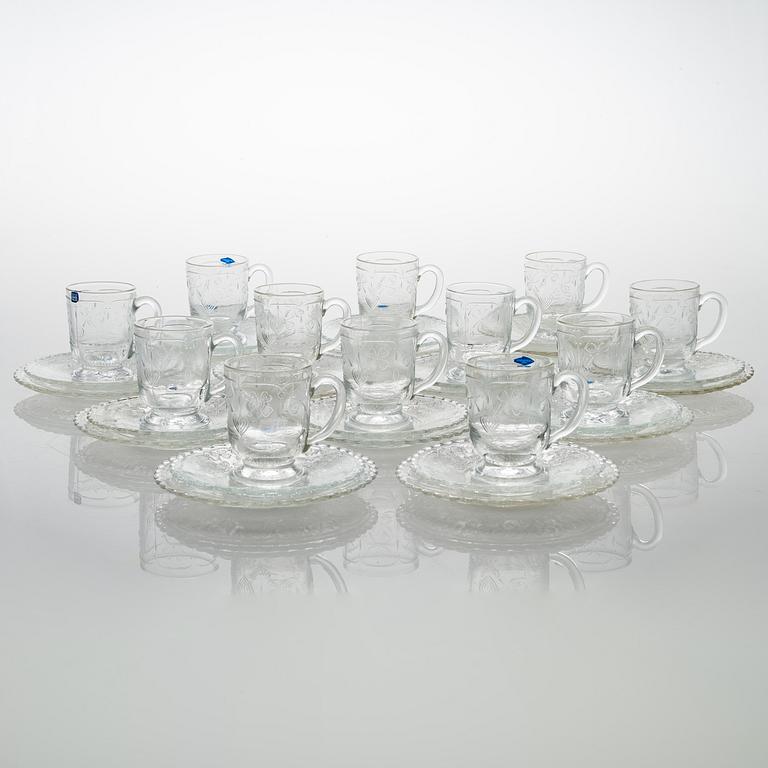 A 26-piece coffee set, "clover" for Nuutajärvi, Finland. 1970's.