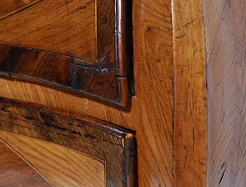 BYRÅ, rokoko, 1700-tal.