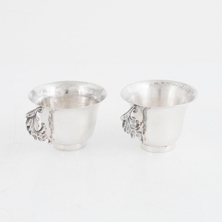 Koppar, ett par, silver, Japan, 1900-talets första hälft.