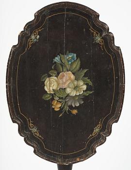 A Swedish late baroque japanned tilt-top tea table, mid 18th century.