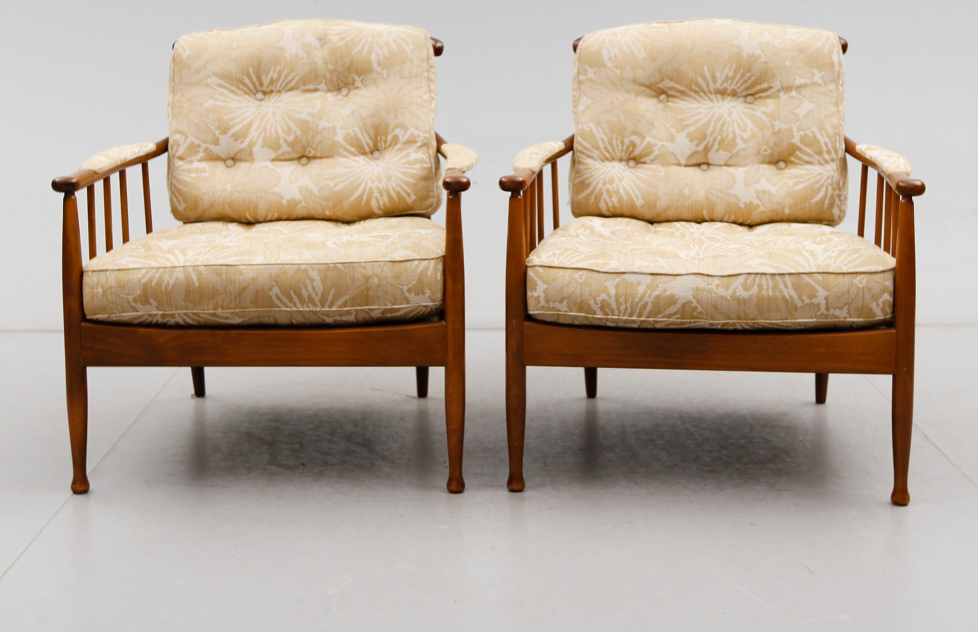 FÅTÖLJER, 1 par, "Skrindan", Kerstin Hörlin-Holmqvist, 1900-talets andra hälft.