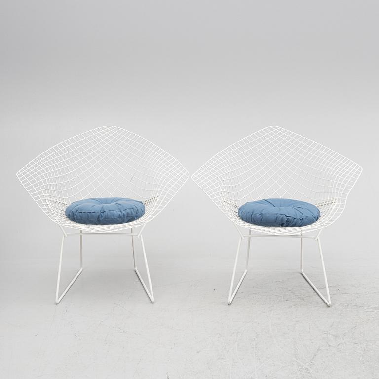 Harry Bertoia, a pair of "Diamond Chair", second half of the 20th century.