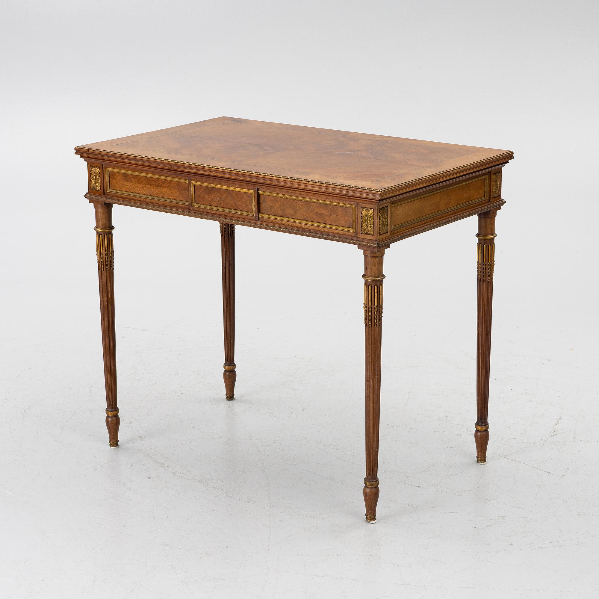 A seven-piece seating group, Louis XVI style, early 20th Century.
