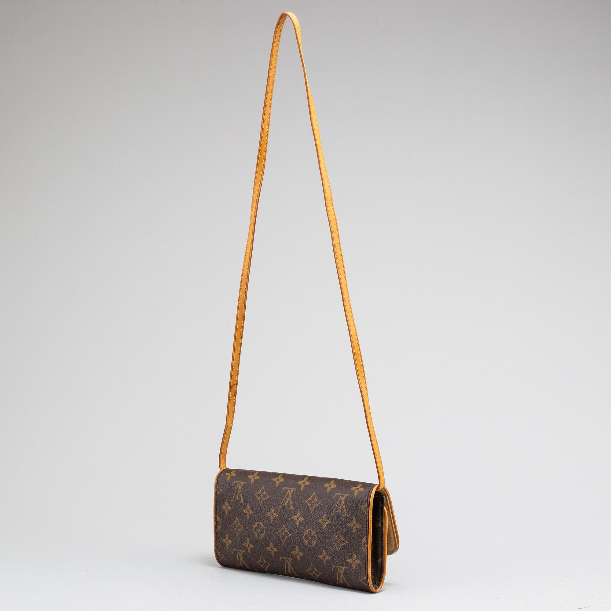 LOUIS VUITTON, Monogram Pochette Twin GM.