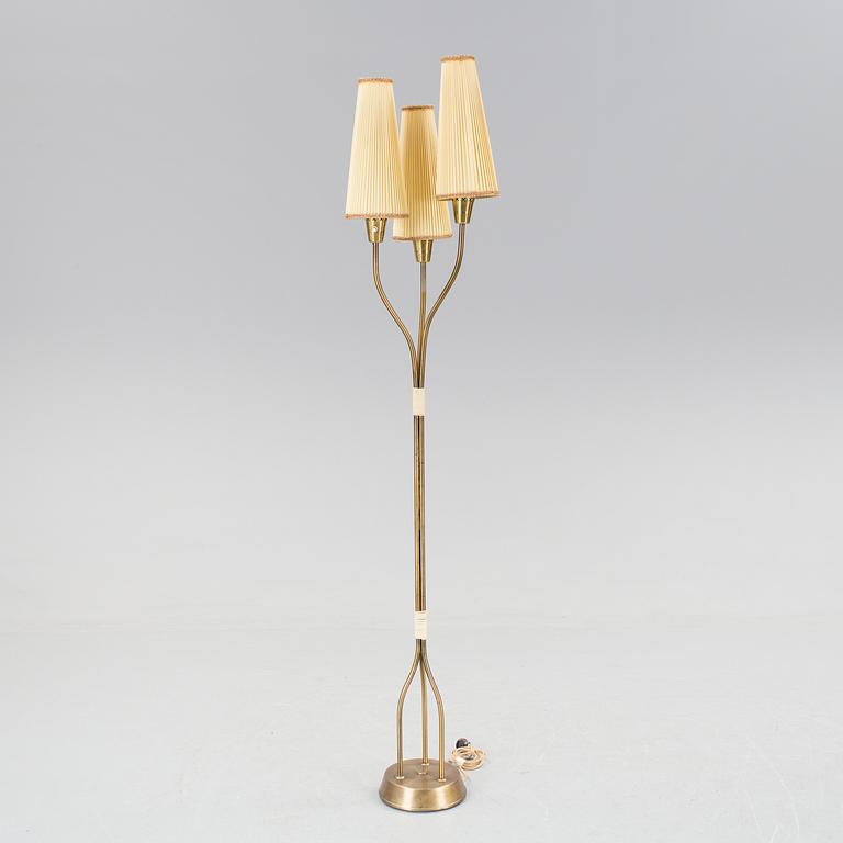 A brass standard lamp, 1950's/60's.
