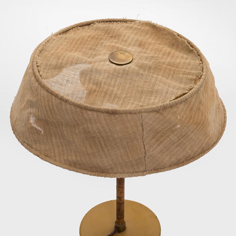 Paavo Tynell, bordslampa, beställningsarbete, Taito Oy 1938.