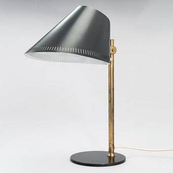 PAAVO TYNELL, a 1960's '9227' table lamp for Idman.