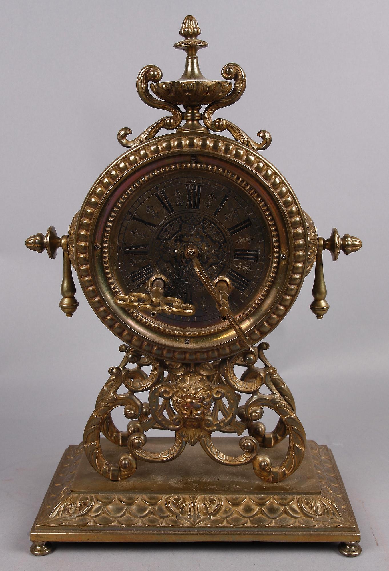 BORDSPENDYL, mässing, nyrenässans/nybarock, möjligen Tyskland, sent 1800-tal.