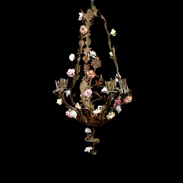 TAKKRONA, jugend, sannolikt Österrike, 1900-talets första hälft, höjd ca 77 cm.