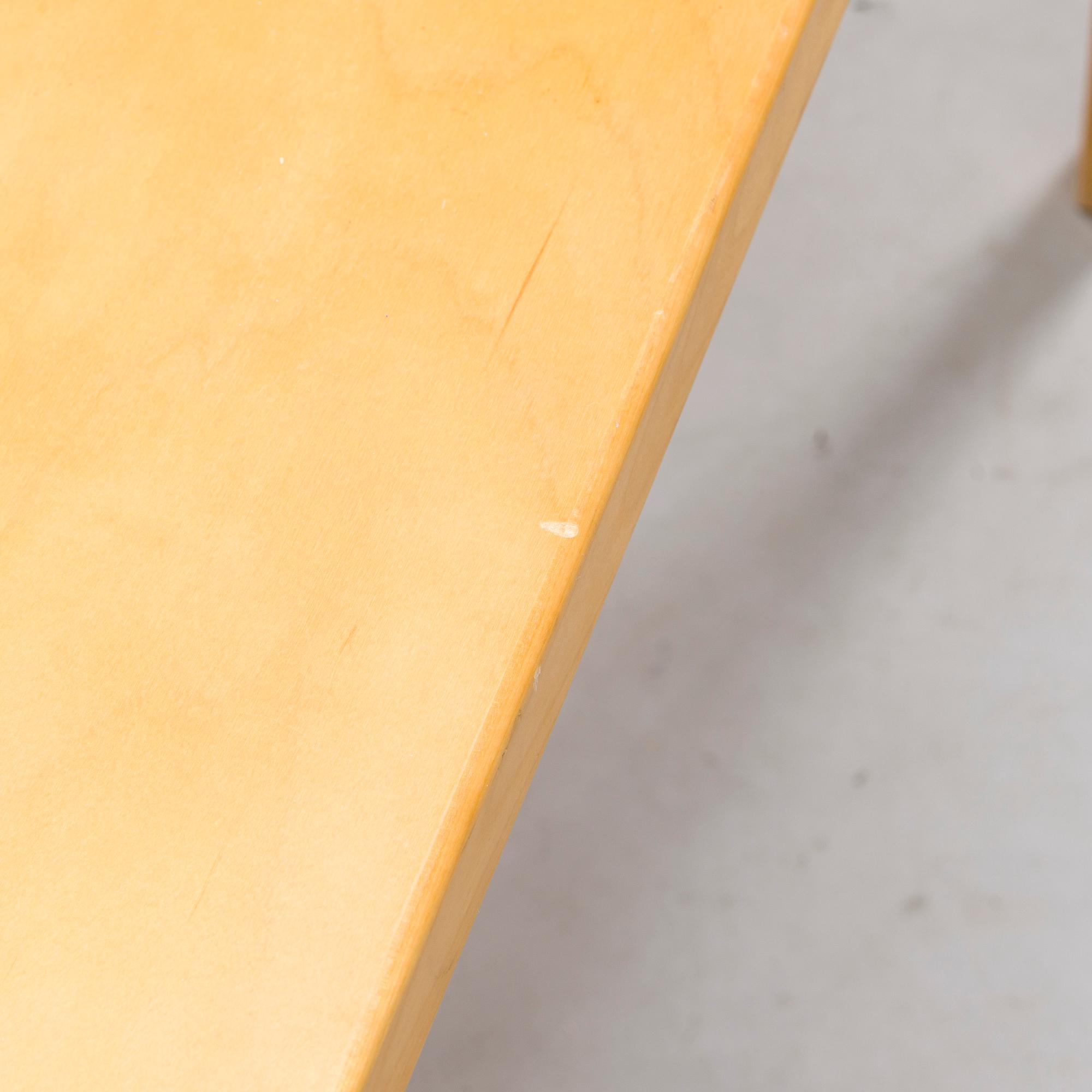 Alvar Aalto, modell 81 B, Artek 1980-tal.