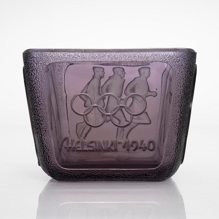 Antti Salmenlinna, malja, "Olympiamalja", Riihimäen Lasi, 1940.