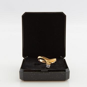 Björn Weckström, ring, 18K gold with brilliant-cut diamond, "Diamond Promise", Lapponia.