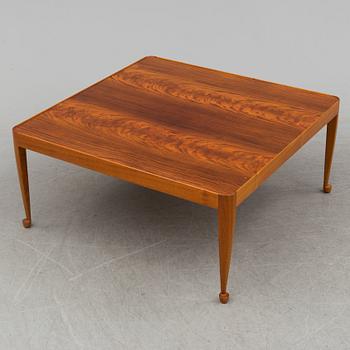 JOSEF FRANK, soffbord, "Diplomat", modellnummer 2073, Firma Svenskt Tenn.