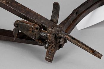 BJÖRNSAX, smidesjärn, 1800-tal.