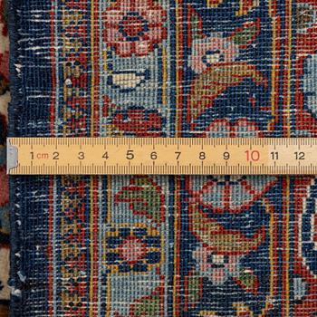 A semi antique Keshan "Dabir" carpet, central Persia, c. 348 x 229 cm.