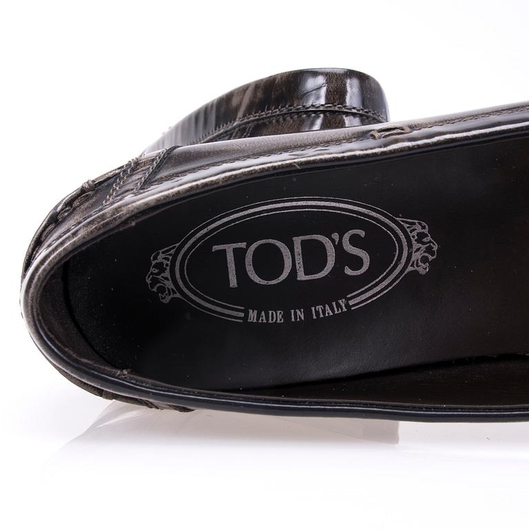 SKOR, Tod's.