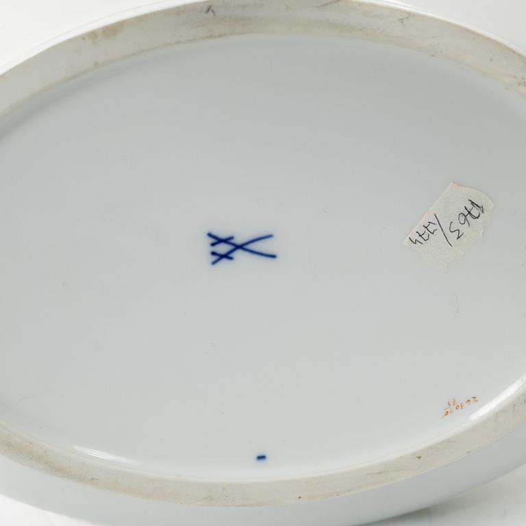 Terrin med lock, porslin, Meissen, Tyskland, 1930-40-tal.