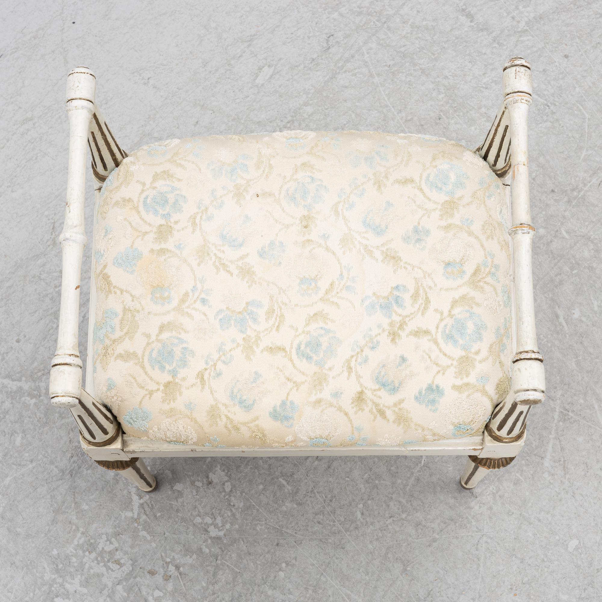 A late-Gustaivan stool, Swedn, around 1800.