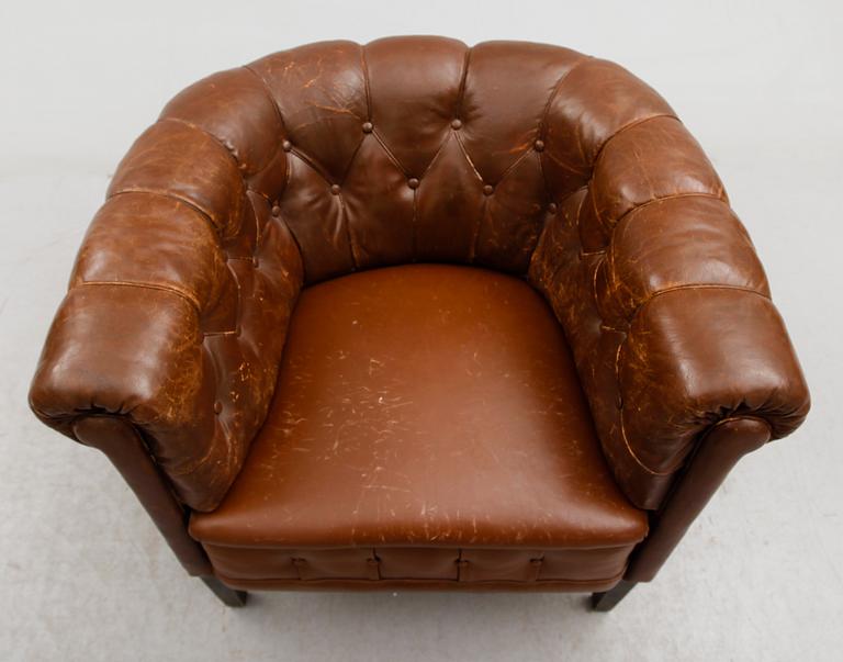 FÅTÖLJ, Chesterfieldmodell, 1900-talets första hälft.