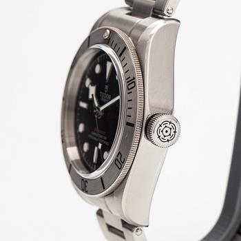 Tudor, Black Bay, 200m, rannekello, 41 mm.
