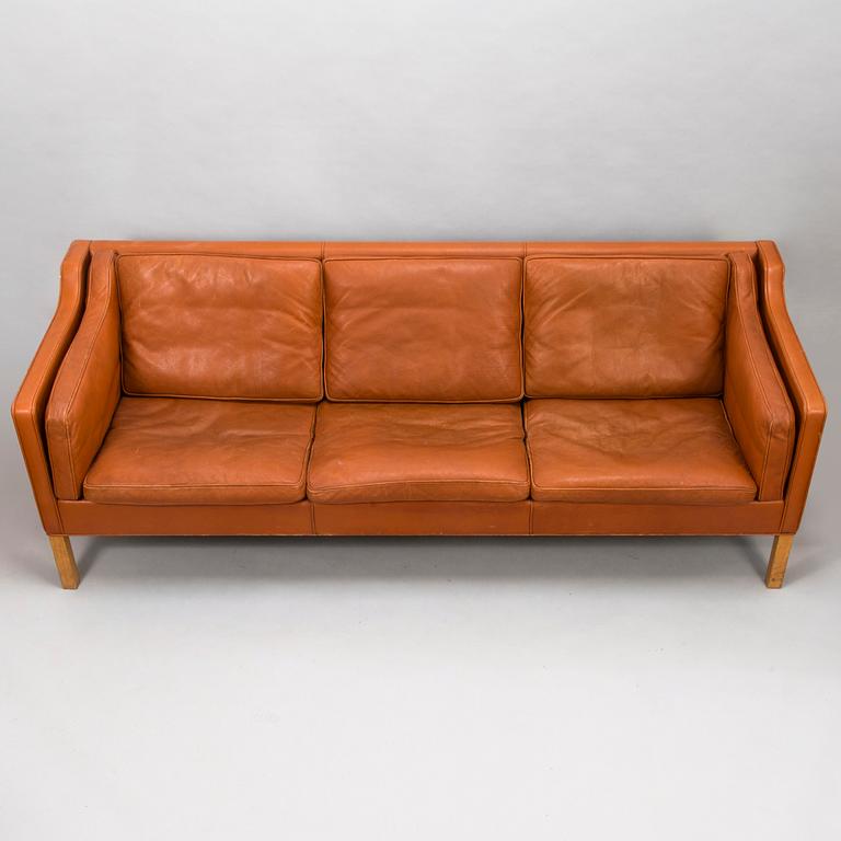 BØRGE MOGENSEN, a 1960's Danish sofa, model 2213, Federica Stolefabrik.