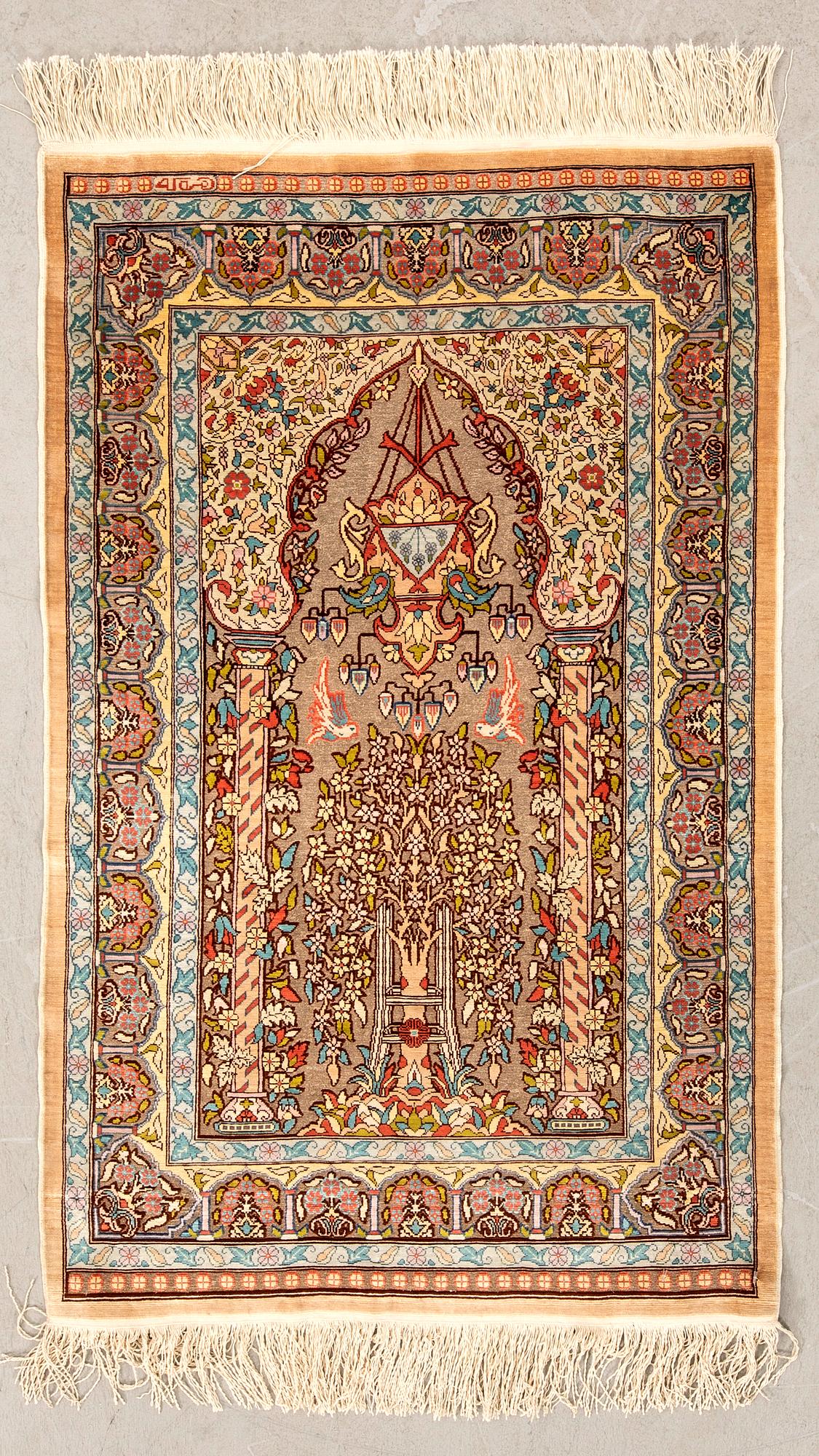 Matta Hereke silke metalltråd semiantik ca 96x62 cm.