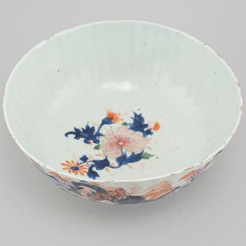 A porcelain bowl from China, 18th century.