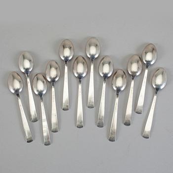 KAFFESKEDAR, 12 st, silver GAB, Stockholm 1941-1942. Total vikt ca 137 g.