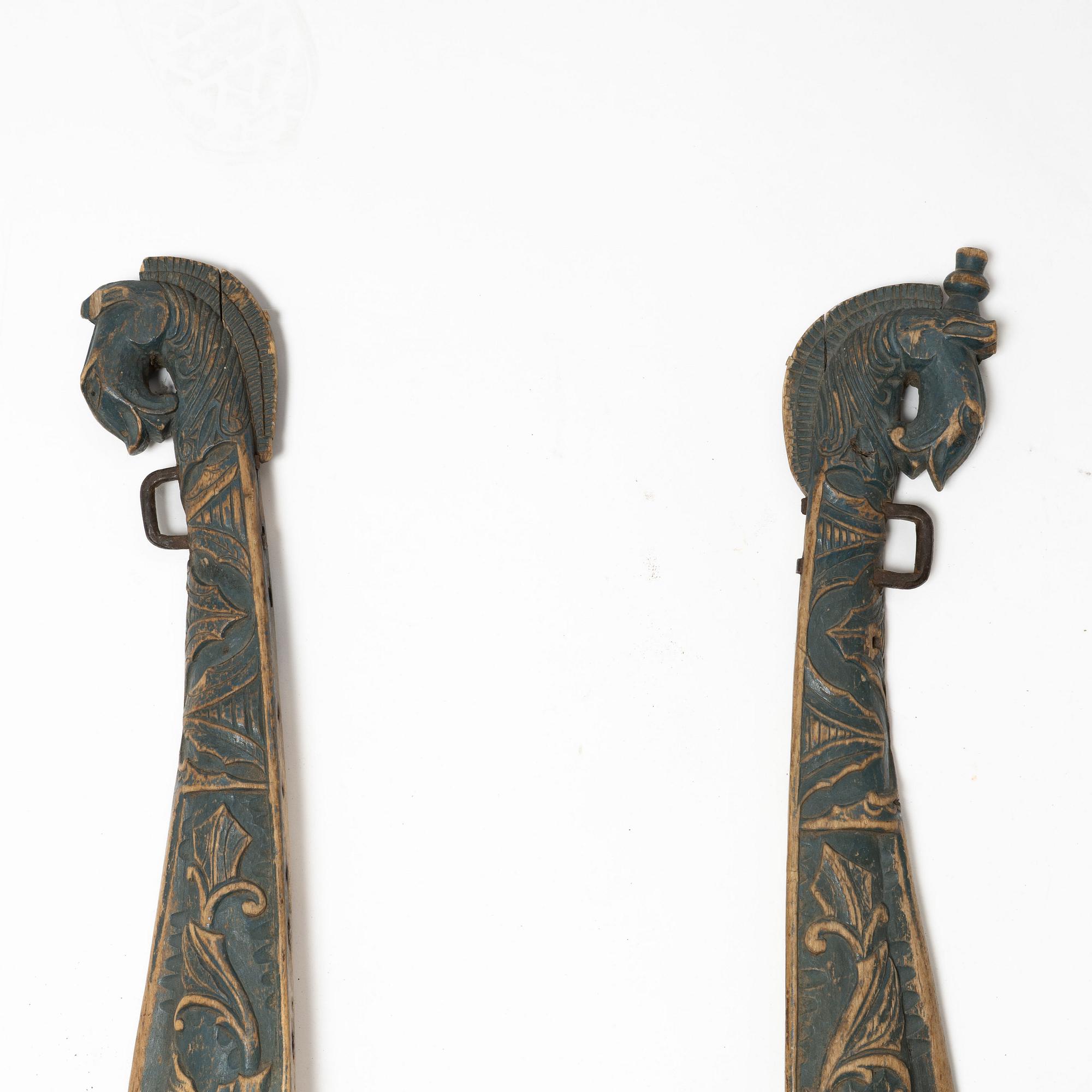 Lokor, ett par, Allmoge, troligen Hälsingland, 1700-tal.