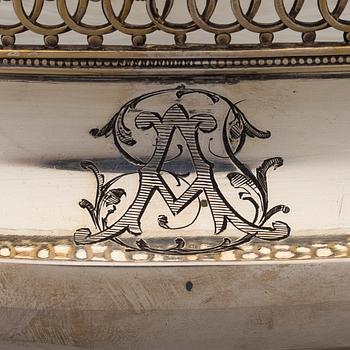 A SILVER AND GLASS JARDINIERE, French control marks, early 20th century, weight 560 g.