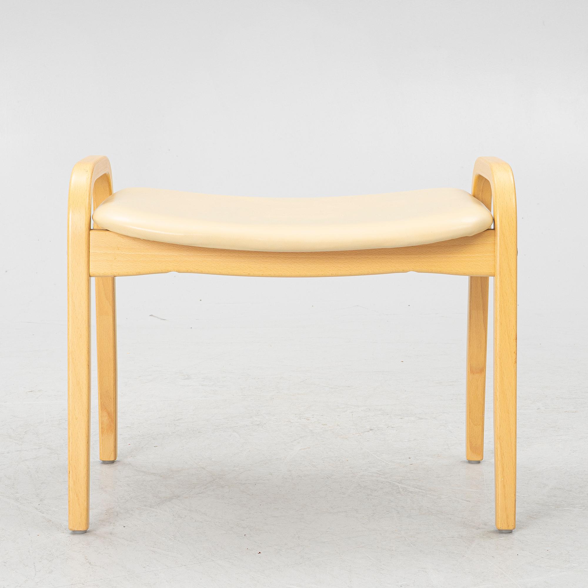 Yngve Ekström, fotpall "Lamino", Swedese, 2013.