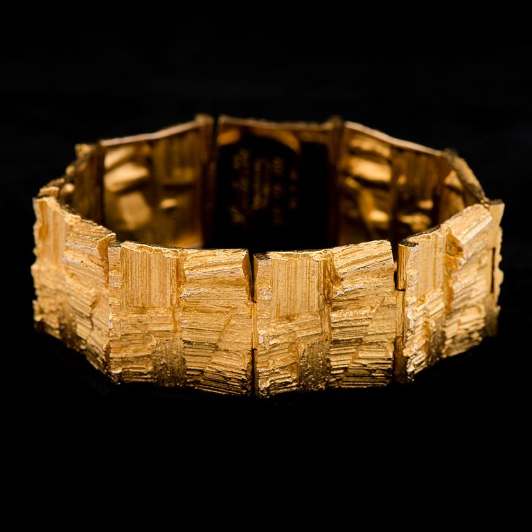 Björn Weckström, BRACELET, "Suma", 14K gold. Lapponia 1971.