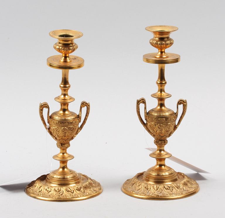 LJUSSTAKAR, ett par, mässing, empirstil.