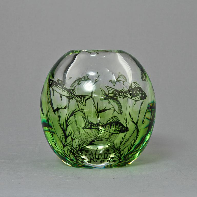 VAS, glas, "Graal", Edvard Hald, Orrefors, omkring 1900-talets mitt.