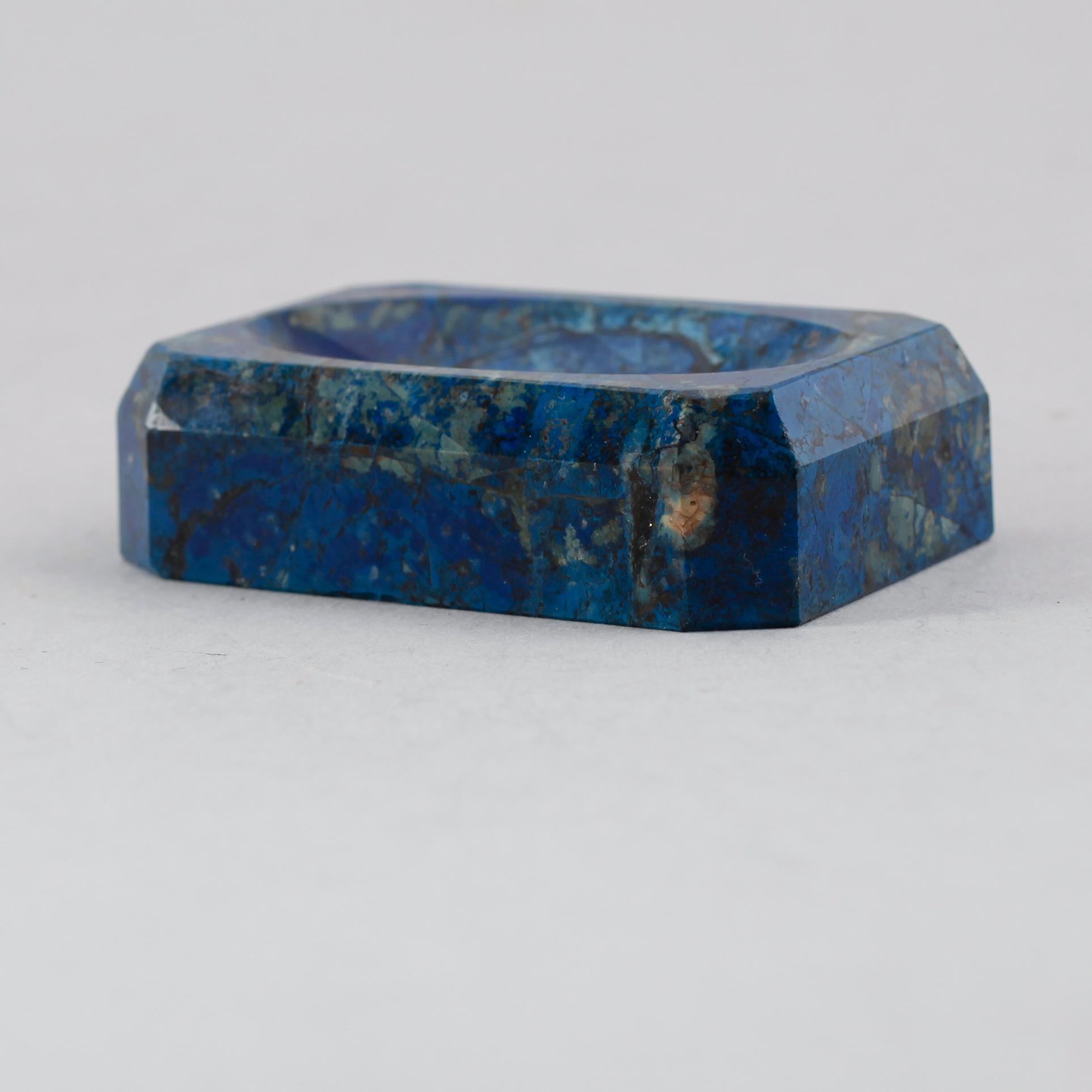 SALTKAR, lapis lazuli, sannolikt omkring år 1900.