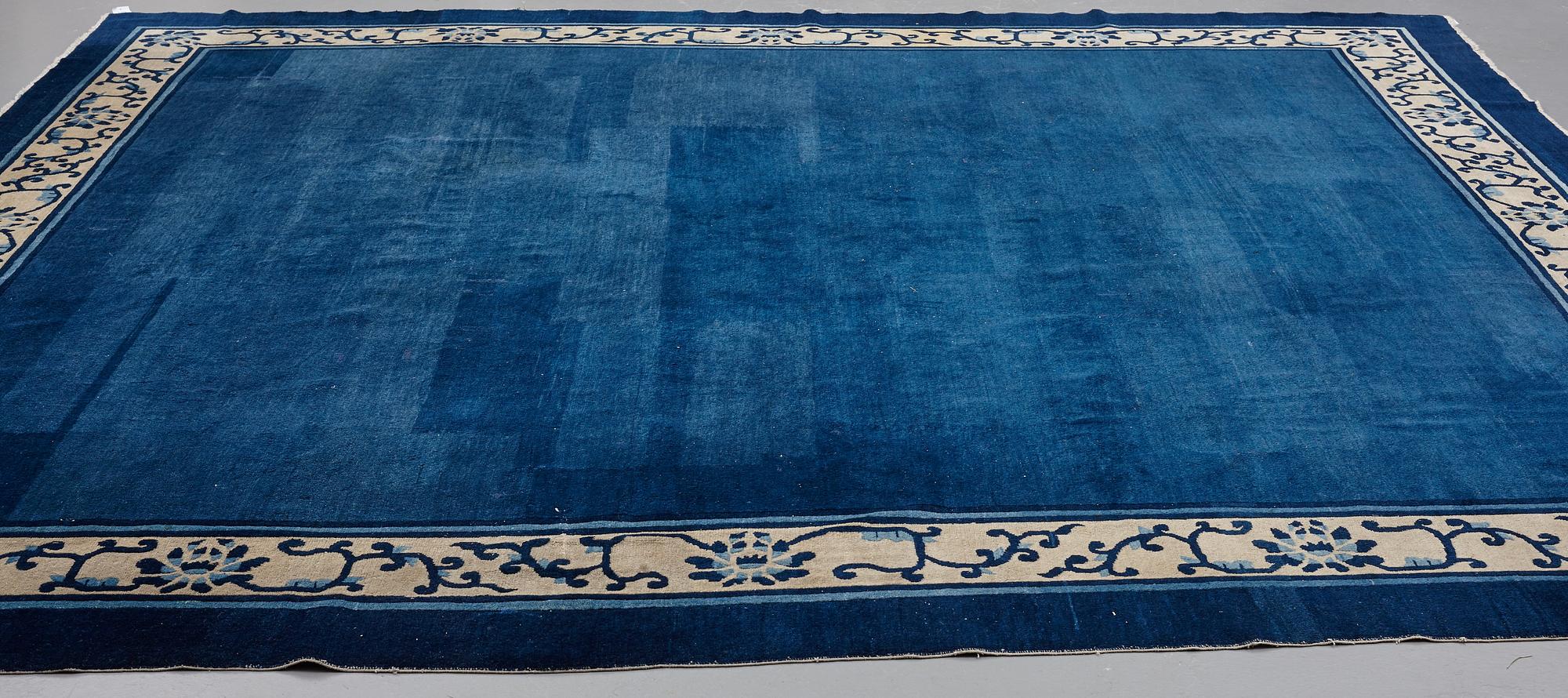 MATTO, an antique/semi-antique Beijing, probably the Qing dynasty, China, ca 376,5 x 376 cm.