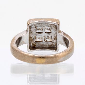 Ring 18K whitegold with 4 princess-cut diamonds approx 0,50 ct in total, size 49.