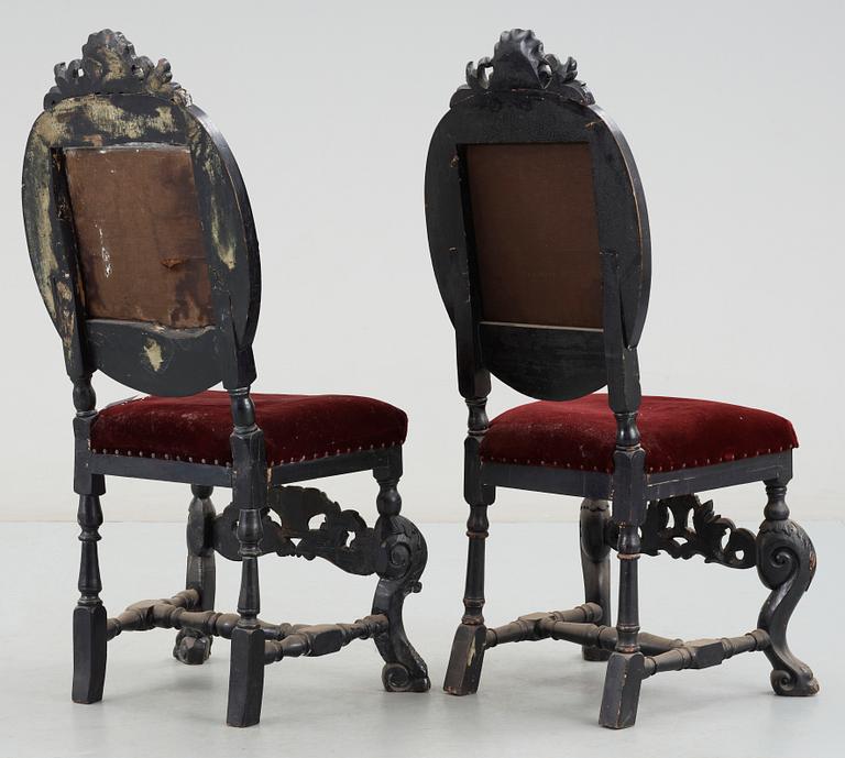 STOLAR, ett par, delvis barock och 1700-tal.