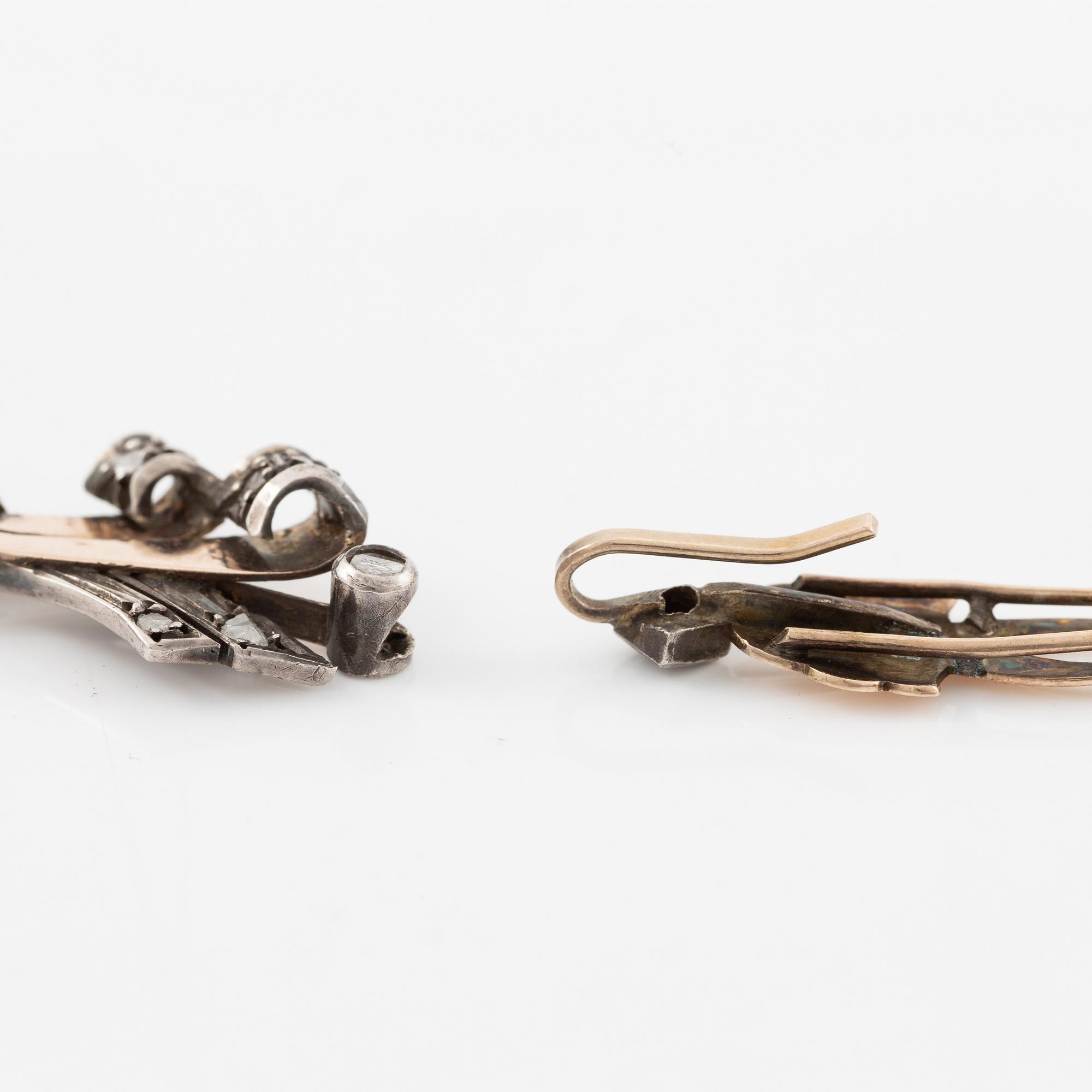 Necklace 14K gold and silver with rose-cut diamonds.