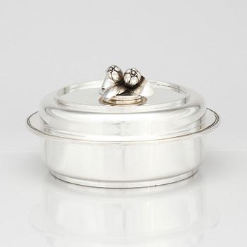 Atelier Borgila, a sterling silver lidded dish, Stockholm 1974.