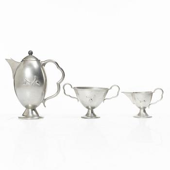 Firma Svenskt Tenn, A pewter coffee service, Stockholm 1927-1931 (3 pieces).